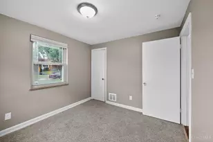 6331 Stover Ave, Golf Manor, OH 45251 - Photo 17