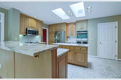4625 Burley Hills Drive, Indian Hill, OH 45243 - Photo 19