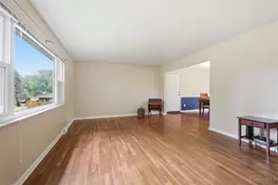 9386 Westbury Dr, Springfield Township, OH 45231 - Photo 5