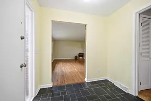 9386 Westbury Dr, Springfield Township, OH 45231 - Photo 3