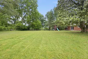 9386 Westbury Dr, Springfield Township, OH 45231 - Photo 43