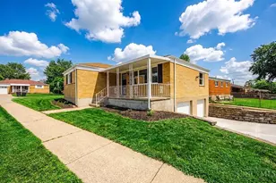 5360 Carefree Ct, Delhi Township, OH 45238 - Photo 3