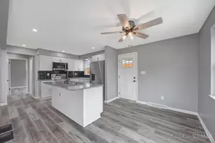 5360 Carefree Ct, Delhi Township, OH 45238 - Photo 11
