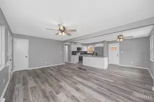 5360 Carefree Ct, Delhi Township, OH 45238 - Photo 9