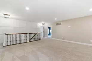 1086 Stableview Cir, Maineville, OH 45039 - Photo 13