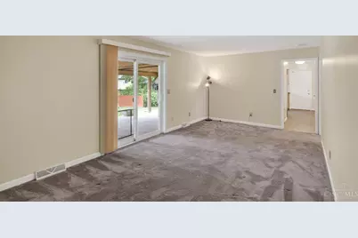 1987 Fossway Ct, Anderson Township, OH 45230 - Photo 15