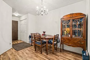 1544 W Galbraith Rd, Cincinnati, OH 45231 - Photo 7