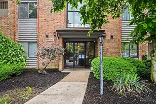 1544 W Galbraith Rd, Cincinnati, OH 45231 - Photo 1