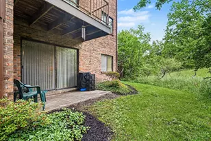 1544 W Galbraith Rd, Cincinnati, OH 45231 - Photo 3