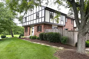 9531 Haddington Ct, Colerain Township, OH 45251 - Photo 3