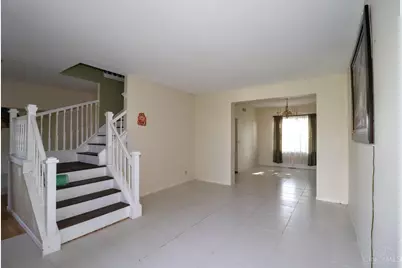 8026 Quail Meadow Lane, West Chester, OH 45069 - Photo 5