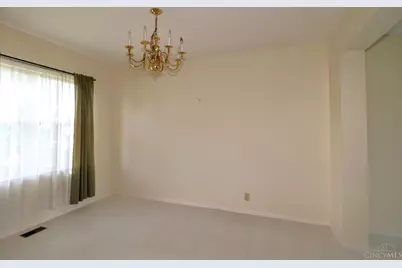 8026 Quail Meadow Lane, West Chester, OH 45069 - Photo 11