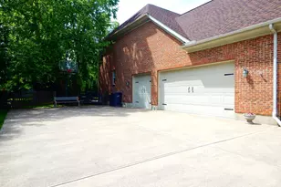 8171 Cheltenham Ct, Hamilton Township, OH 45039 - Photo 3