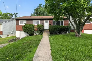 5987 Sunridge Dr, Cincinnati, OH 45224 - Photo 1