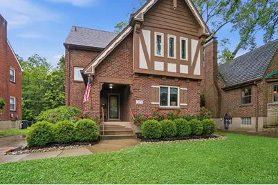 3871 Drakewood Drive, Cincinnati, OH 45209 - Photo 1