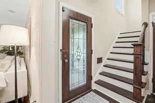 3871 Drakewood Dr, Cincinnati, OH 45209 - Photo 3