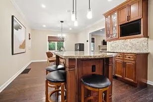 3871 Drakewood Dr, Cincinnati, OH 45209 - Photo 19