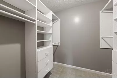 469 Maple Circle Drive, Springdale, OH 45246 - Photo 19