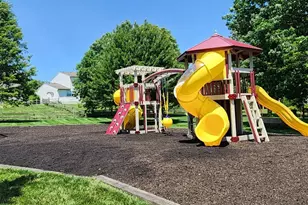 5917 Pepperridge Ct, Hamilton Township, OH 45039 - Photo 23
