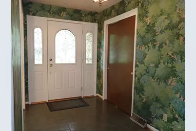 688 Buff Court, Cincinnati, OH 45231 - Photo 3