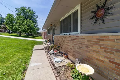10749 Plainfield Road, Sharonville, OH 45241 - Photo 3