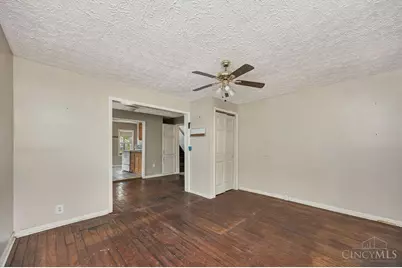 3120 Illinois Ave, Middletown, OH 45042 - Photo 7