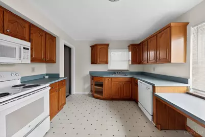 1712 Norcol Lane, Cincinnati, OH 45231 - Photo 13