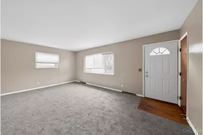 2945 Aquadale, Cincinnati, OH 45211 - Photo 7