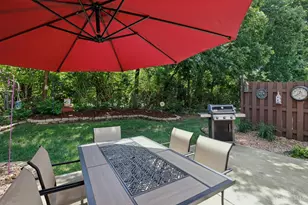 4221 St Andrews Pl, Cincinnati, OH 45236 - Photo 47