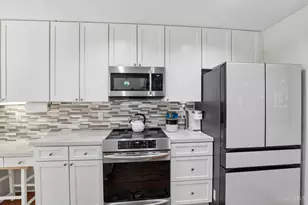 4221 St Andrews Pl, Cincinnati, OH 45236 - Photo 23