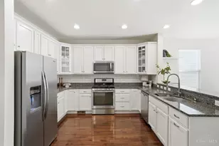 3021 Cohoon St, Cincinnati, OH 45208 - Photo 11
