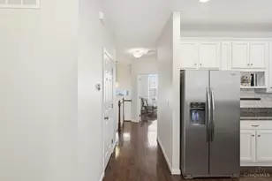 3021 Cohoon St, Cincinnati, OH 45208 - Photo 7