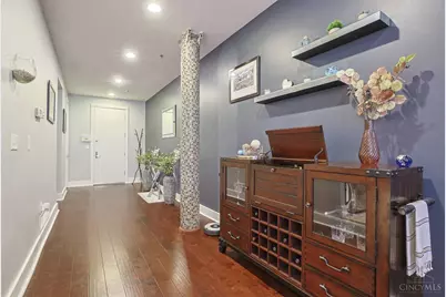 26 E Sixth Street #504, Cincinnati, OH 45202 - Photo 3