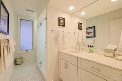 20 Grandin Lane, Cincinnati, OH 45208 - Photo 39