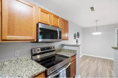 7331 Chatham Court #B, West Chester, OH 45069 - Photo 21