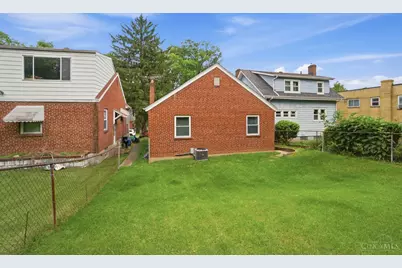 6229 Fairhurst Avenue, Cincinnati, OH 45213 - Photo 39