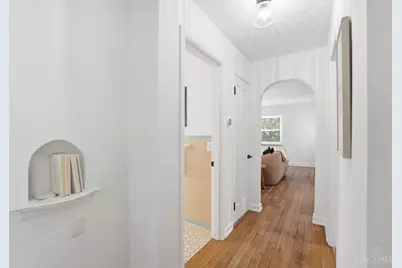 6229 Fairhurst Avenue, Cincinnati, OH 45213 - Photo 19