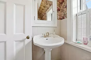 32 Hampton Ln, Cincinnati, OH 45208 - Photo 57