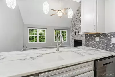 10555 Montgomery Road #96, Montgomery, OH 45242 - Photo 15
