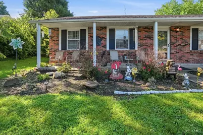 8233 Meadowlark Drive, Carlisle, OH 45005 - Photo 5