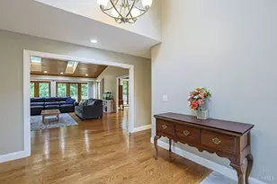 9774 Berry Hill Dr, West Chester, OH 45241 - Photo 3