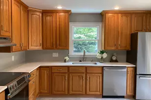 5569 Goldcrest Dr, Green Township, OH 45238 - Photo 9