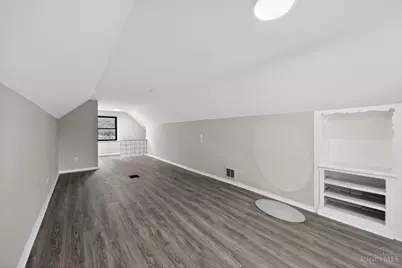 1818 Lawn Avenue, Cincinnati, OH 45237 - Photo 23