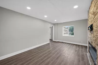 1818 Lawn Avenue, Cincinnati, OH 45237 - Photo 9