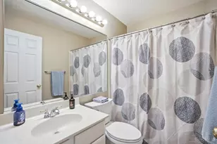 5947 Castlewood Crossing, Miami Township, OH 45150 - Photo 29