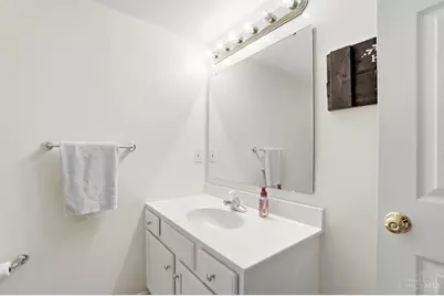 5947 Castlewood Crossing #2, Miami Township, OH 45150 - Photo 39