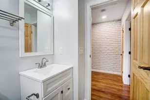 5701 Montgomery Rd, Cincinnati, OH 45212 - Photo 25