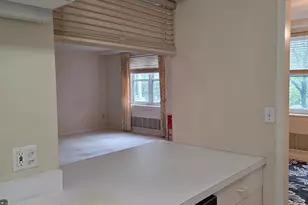 2444 Madison Rd, Cincinnati, OH 45208 - Photo 21