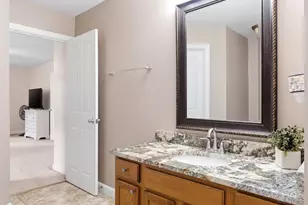 952 Golfview Dr, Hamilton, OH 45013 - Photo 13