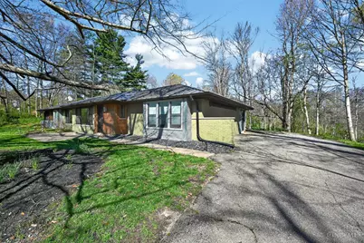 439 Hidden Valley Lane, Wyoming, OH 45215 - Photo 3